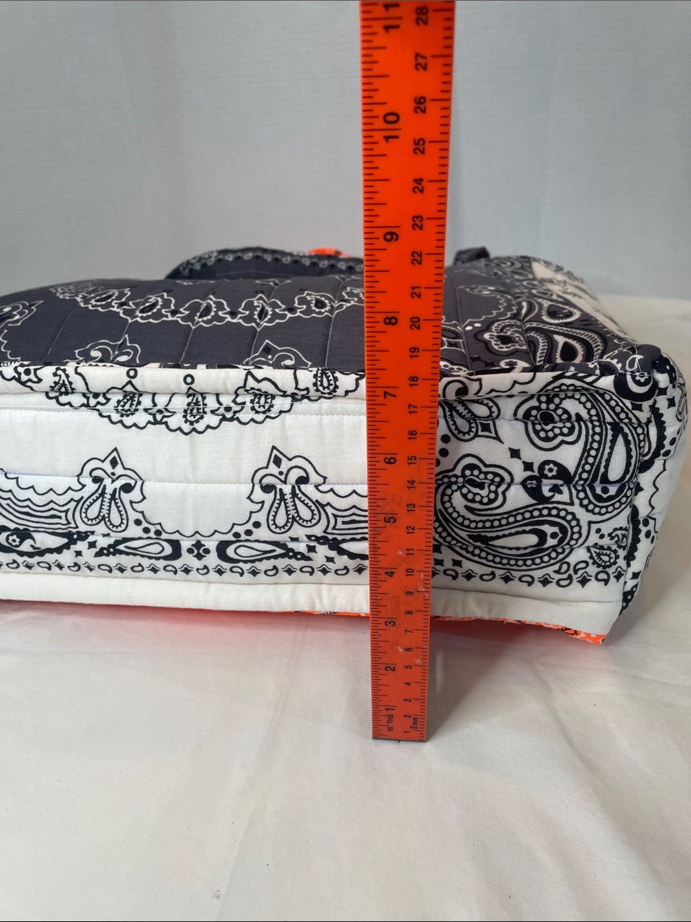 Orange gray bandanna Quilted Tote Bag- handmade - Picture 13 of 14